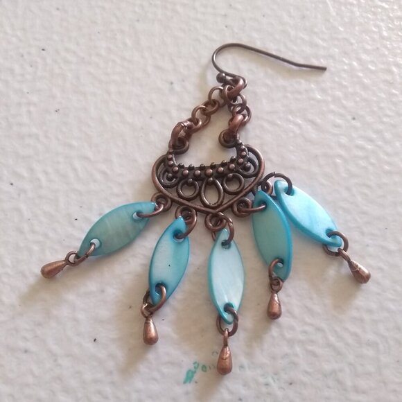 SouthWestern ~ Coastal Cowgirl! Chandelier Dangle Earrings! Copper & Aqua Shell - Picture 8 of 12